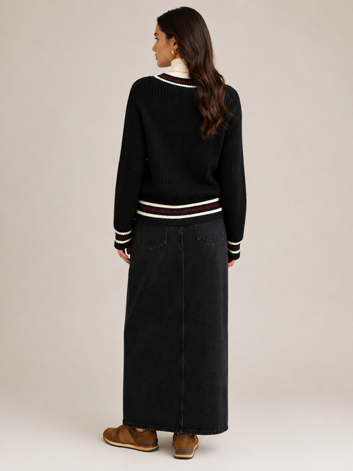 Black V-Neck Contrast Sweater