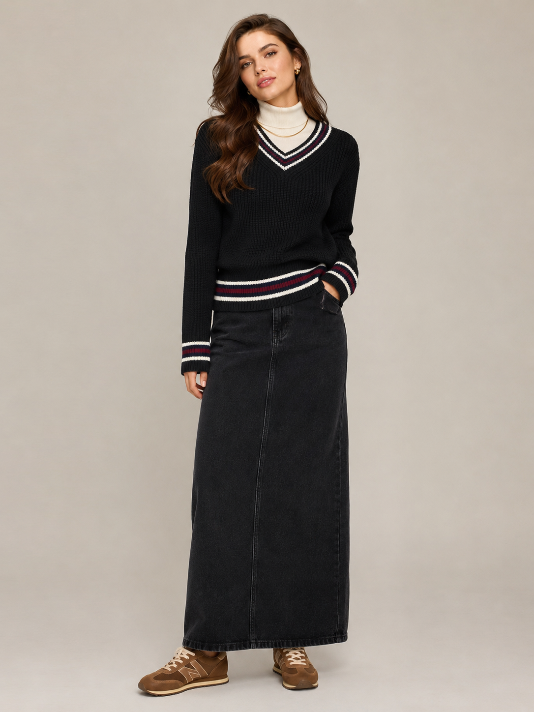 Black V-Neck Contrast Sweater